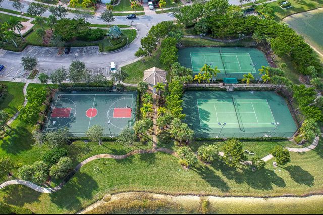 2011 NW Cataluna Circle, Port St. Lucie, Port St Lucie, FL 34986