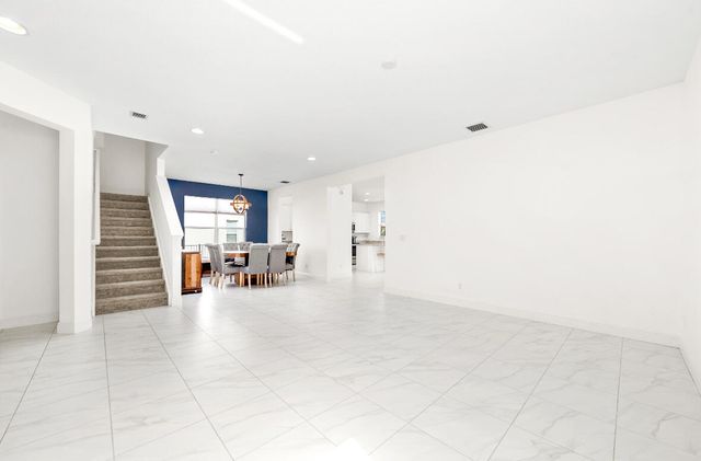 2011 NW Cataluna Circle, Port St. Lucie, Port St Lucie, FL 34986