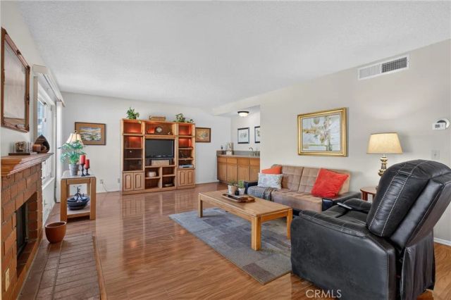 16029 Spur Ridge Road, Sylmar, CA 91342