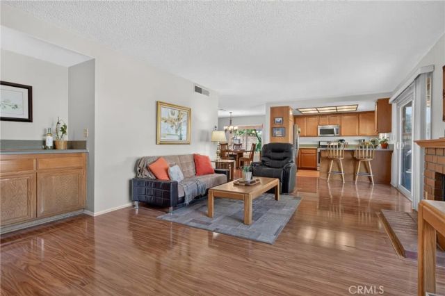 16029 Spur Ridge Road, Sylmar, CA 91342