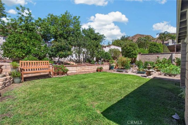 16029 Spur Ridge Road, Sylmar, CA 91342