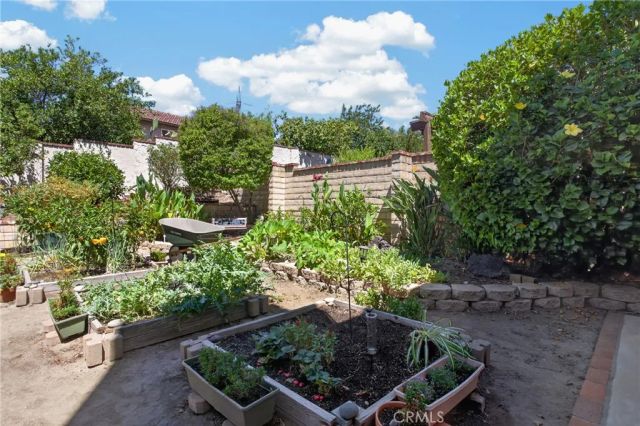 16029 Spur Ridge Road, Sylmar, CA 91342