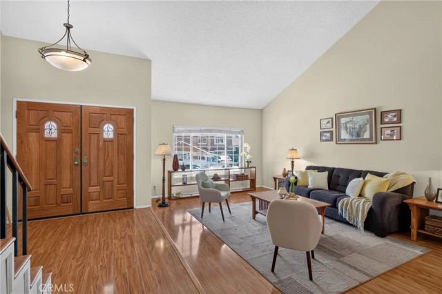 16029 Spur Ridge Road, Sylmar, CA 91342