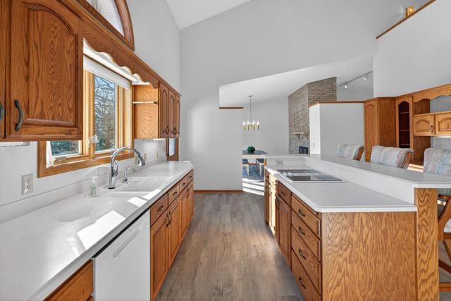 2151 Grand Boulevard, Waterloo, IA 50701