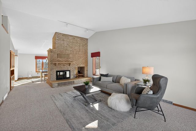 2151 Grand Boulevard, Waterloo, IA 50701