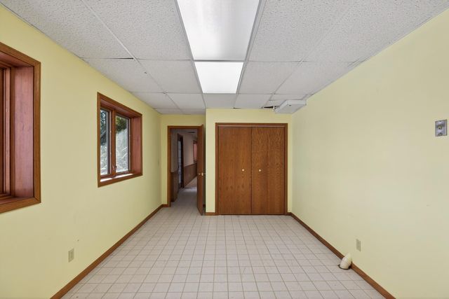 2151 Grand Boulevard, Waterloo, IA 50701