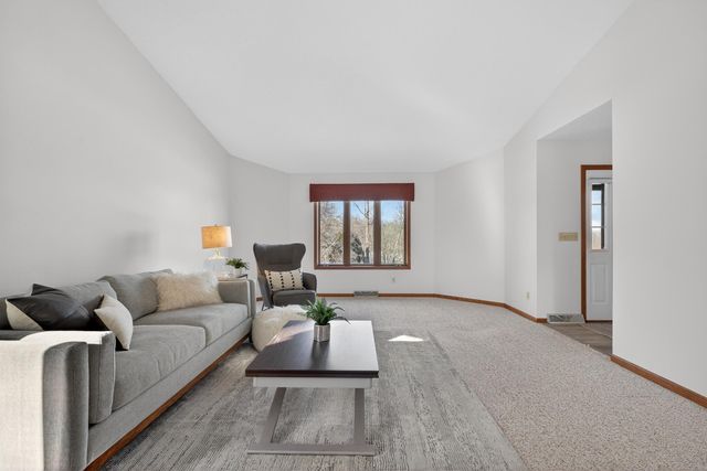 2151 Grand Boulevard, Waterloo, IA 50701