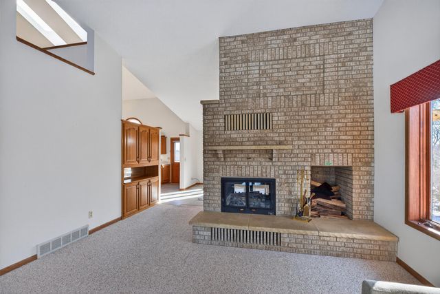 2151 Grand Boulevard, Waterloo, IA 50701