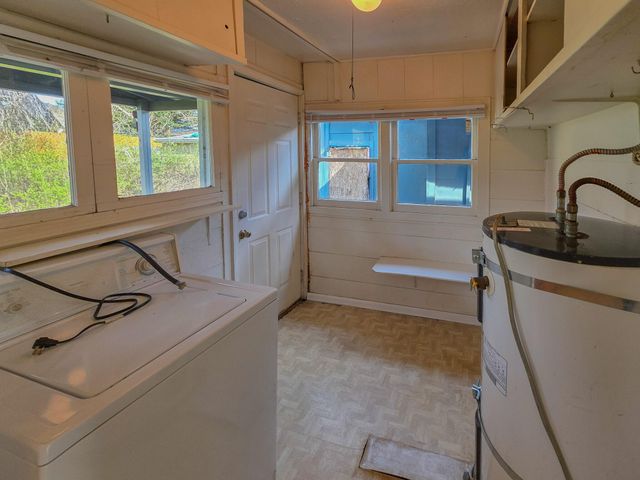 814 NW C Street, Grants Pass, OR 97526