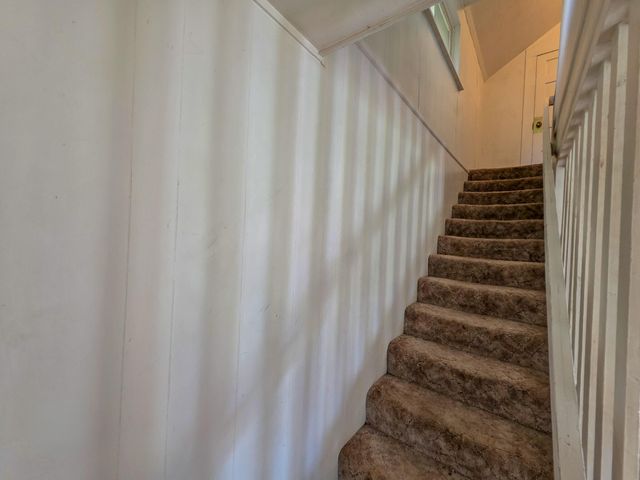 814 NW C Street, Grants Pass, OR 97526