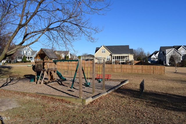 7124 Blue Juniper Court, Fuquay Varina, NC 27526