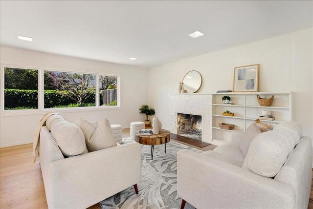 410 13th Avenue, Santa Cruz, CA 95062