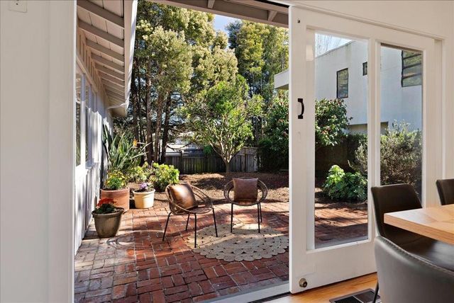 410 13th Avenue, Santa Cruz, CA 95062