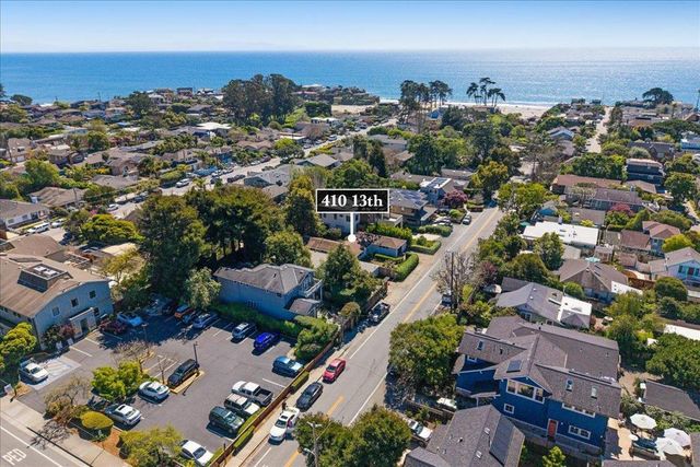 410 13th Avenue, Santa Cruz, CA 95062