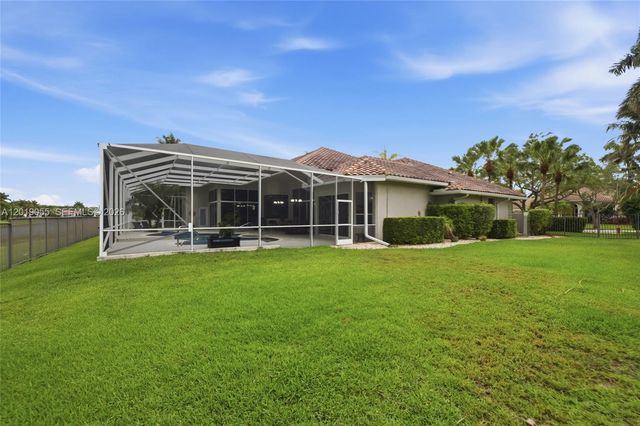 2926 Medinah, Weston, FL 33332