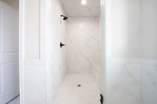 1087 Williamson Circle, Pontiac, MI 48340