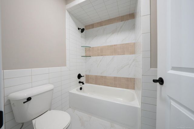 1087 Williamson Circle, Pontiac, MI 48340