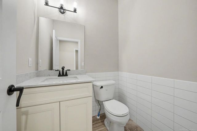 1087 Williamson Circle, Pontiac, MI 48340