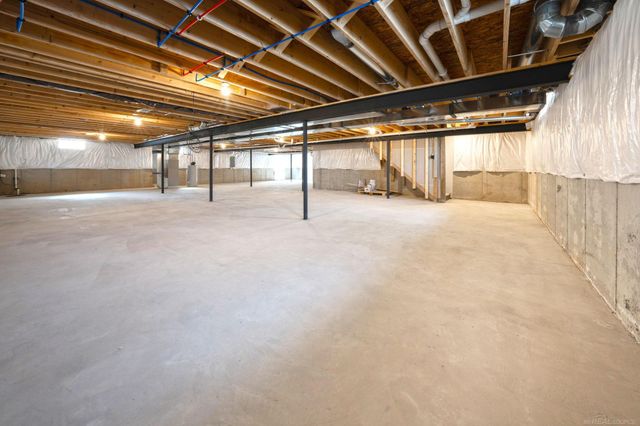 1087 Williamson Circle, Pontiac, MI 48340