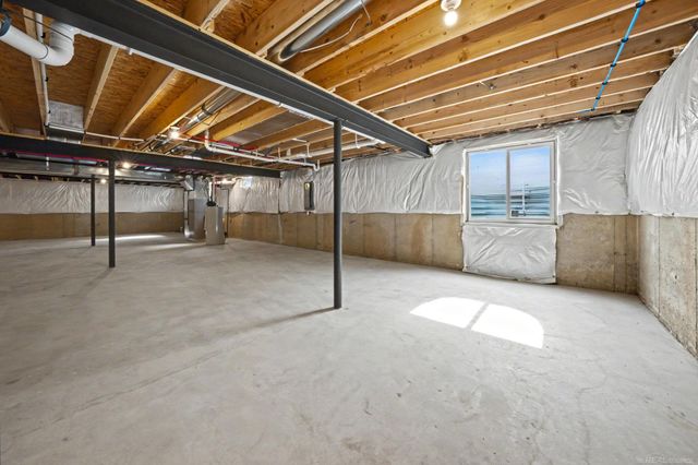 1087 Williamson Circle, Pontiac, MI 48340