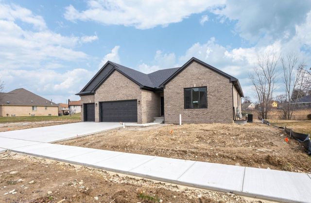 1087 Williamson Circle, Pontiac, MI 48340