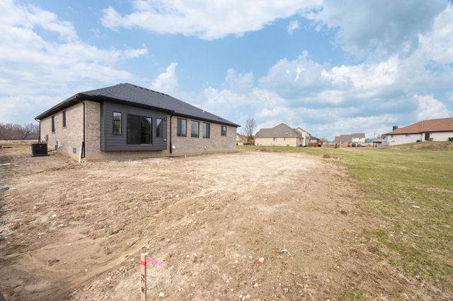 1087 Williamson Circle, Pontiac, MI 48340