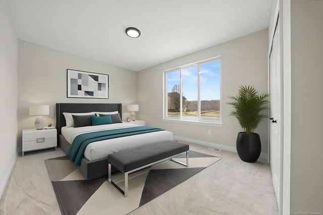 1087 Williamson Circle, Pontiac, MI 48340