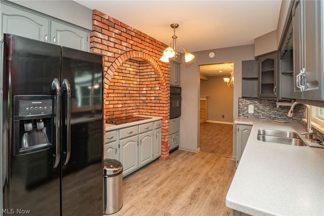 1718 Dexter Road NE, Massillon, OH 44646