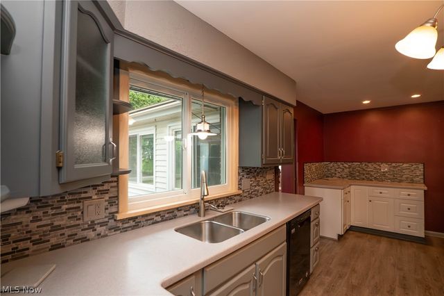 1718 Dexter Road NE, Massillon, OH 44646