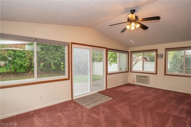 1718 Dexter Road NE, Massillon, OH 44646