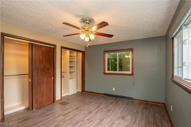1718 Dexter Road NE, Massillon, OH 44646