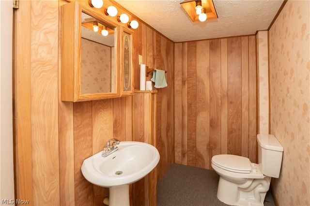 1718 Dexter Road NE, Massillon, OH 44646