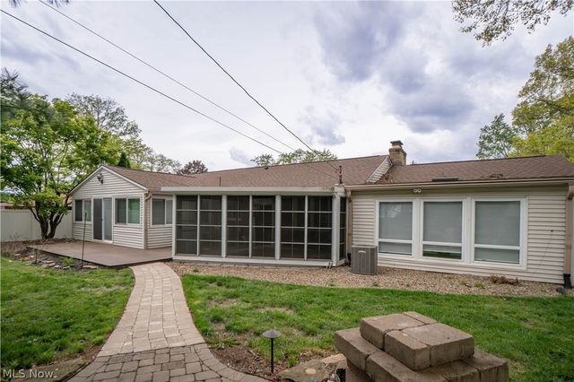 1718 Dexter Road NE, Massillon, OH 44646