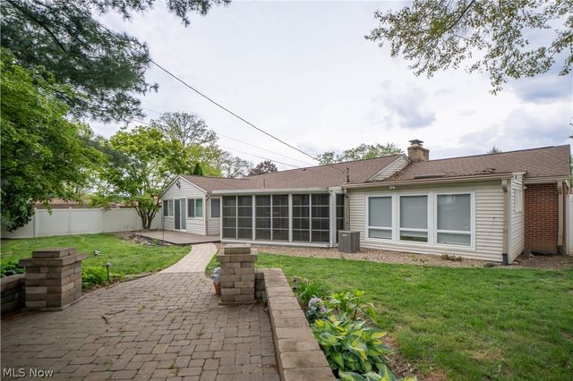 1718 Dexter Road NE, Massillon, OH 44646