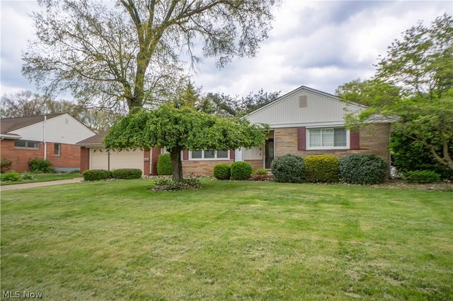 1718 Dexter Road NE, Massillon, OH 44646
