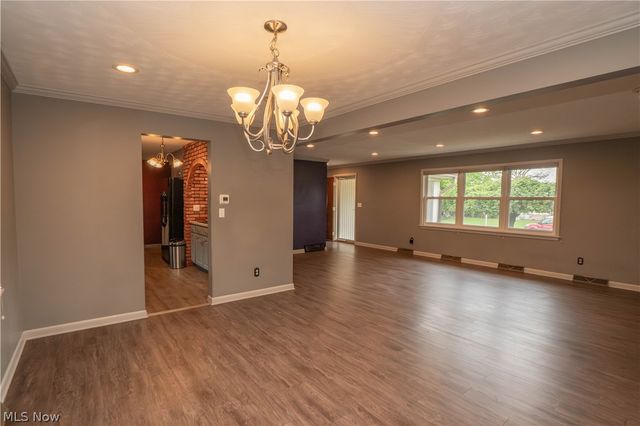1718 Dexter Road NE, Massillon, OH 44646