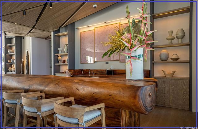 1000 Auahi Street 2607, Honolulu, HI 96814