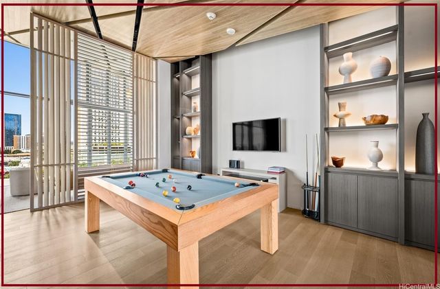 1000 Auahi Street 2607, Honolulu, HI 96814