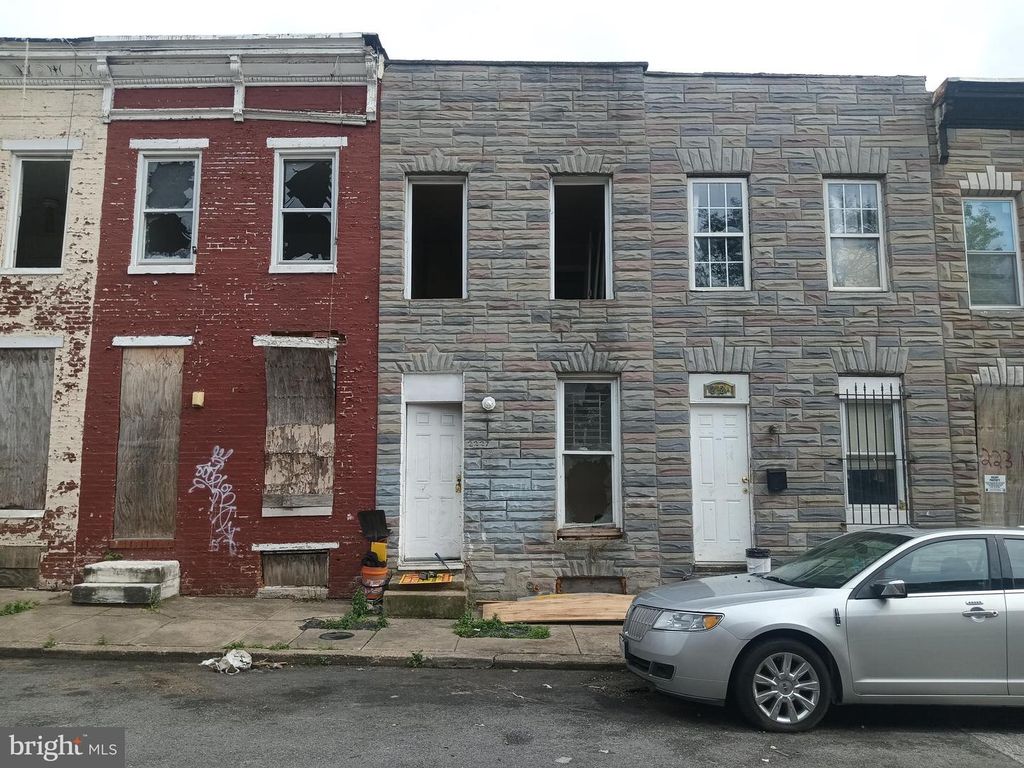 2227 CHRISTIAN STREET, Baltimore, MD 21223