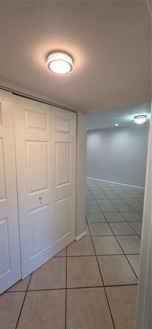 6033 34TH STREET W 136, Bradenton, FL 34210
