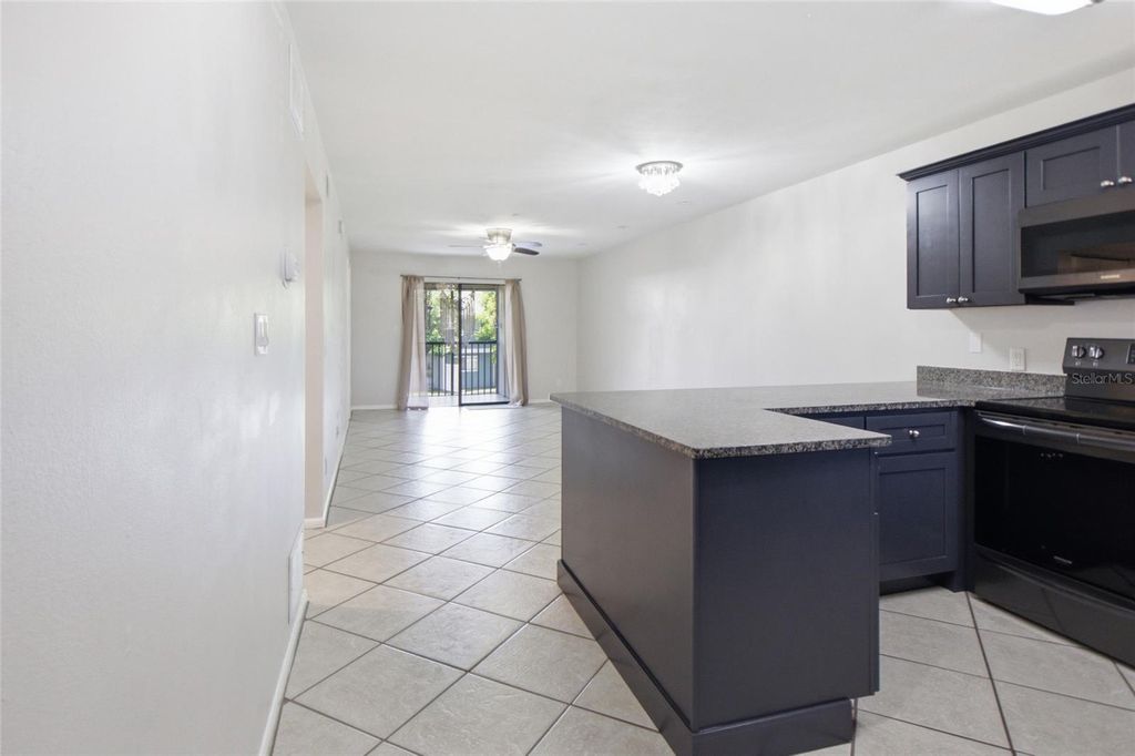 6033 34TH STREET W 136, BRADENTON, FL 34210 — photo 4