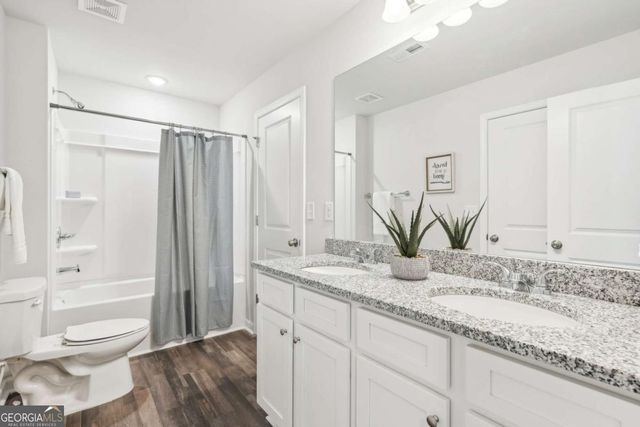 3043 Viewpark Circle, Conyers, GA 30013