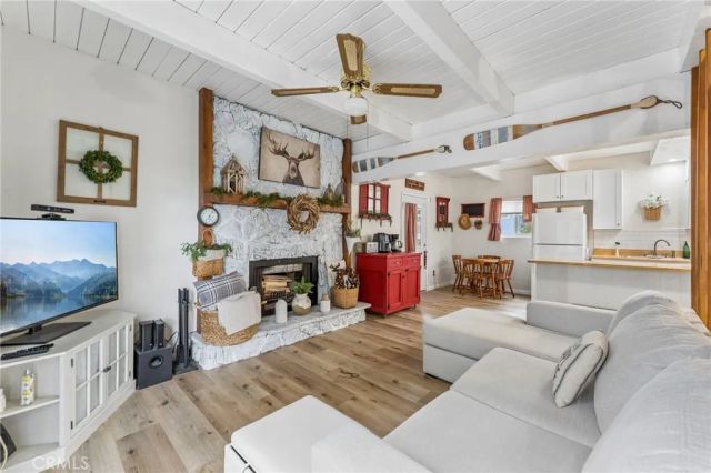 33060 Keller Drive, Running Springs, CA 92382