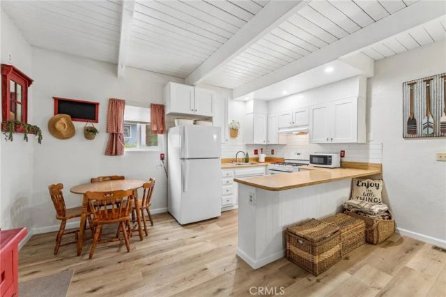 33060 Keller Drive, Running Springs, CA 92382
