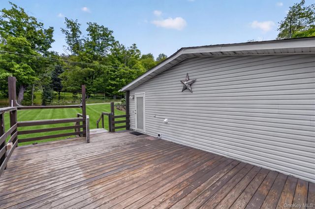 180 Bernas Road, Cochecton, NY 12726