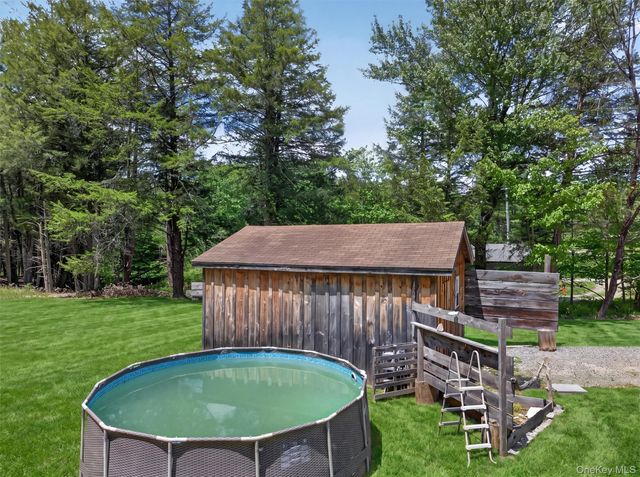 180 Bernas Road, Cochecton, NY 12726