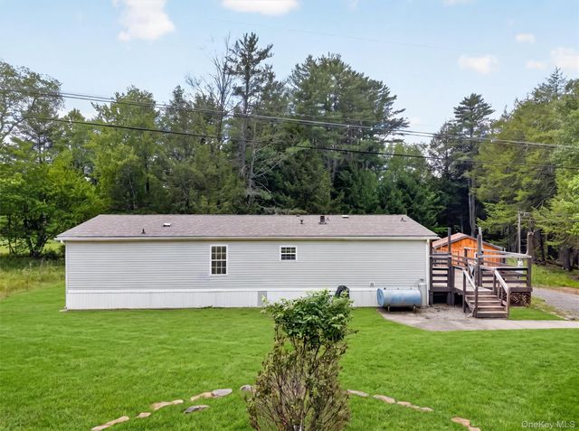 180 Bernas Road, Cochecton, NY 12726