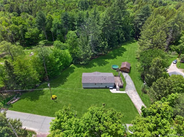 180 Bernas Road, Cochecton, NY 12726