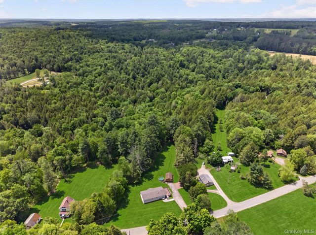 180 Bernas Road, Cochecton, NY 12726
