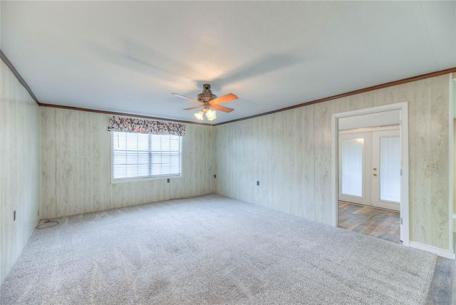 323 Lakeview Drive, Onalaska, TX 77360